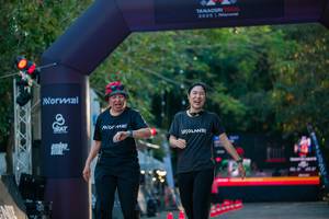 BIB: 
                            <button type="button" onclick="openModal(28022960)" class="btn btn-primary btn-sm float-right btn-popup" data-toggle="modal" data-target=".modal-high-quality">
                        <i class="fas fa-shopping-cart"></i> Add to Cart
                    </button>
                                            <button type="button" onclick="isThisMe(28022960, true)" class="btn btn-success btn-sm float-right btn-popup btn-isme hidden" data-toggle="tooltip" data-placement="bottom" title="นี่คือรูปของคุณใช่ไหม คลิกที่นี่เพื่อเอาเข้าอัลบั้ม">
                        <i class="fas fa-plus"></i> Add to album
                    </button>
                    <button type="button" onclick="isThisMe(28022960, false)" class="btn btn-warning btn-sm float-right btn-popup btn-isnotme hidden">
                        <i class="fas fa-ban"></i> Remove from album
                    </button>